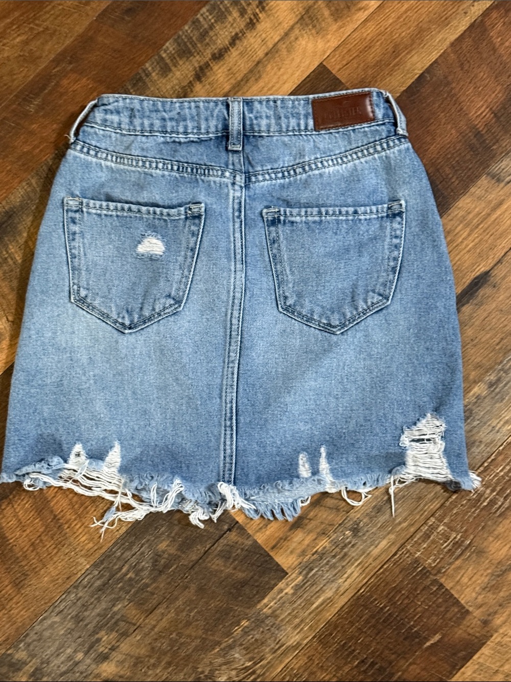 Hollister Ultra High Rise Distressed Denim Mini Skirt W25 Size 1